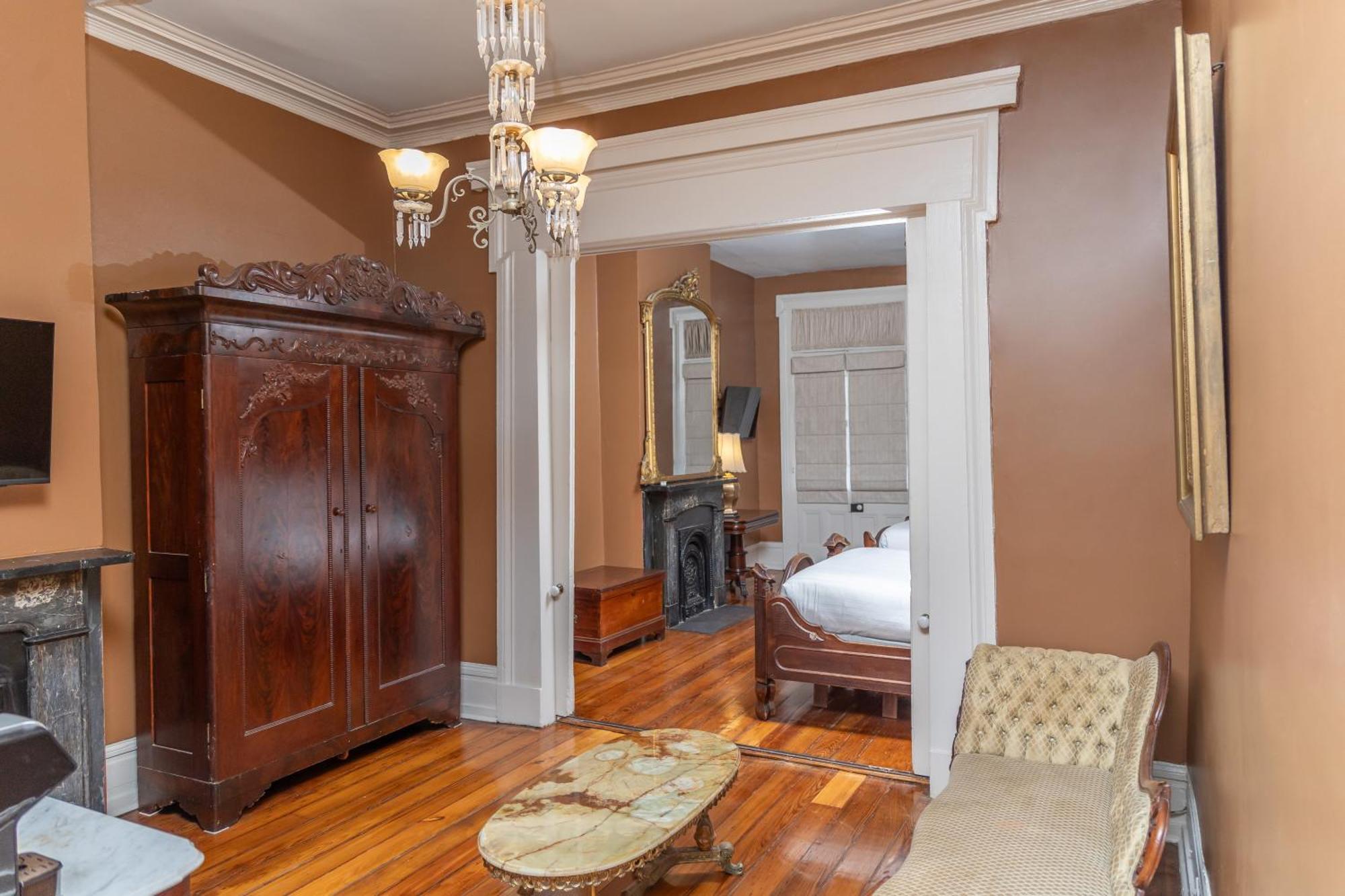 Lamothe House Hotel A French Quarter Guest Houses Property New Orleans Exteriör bild
