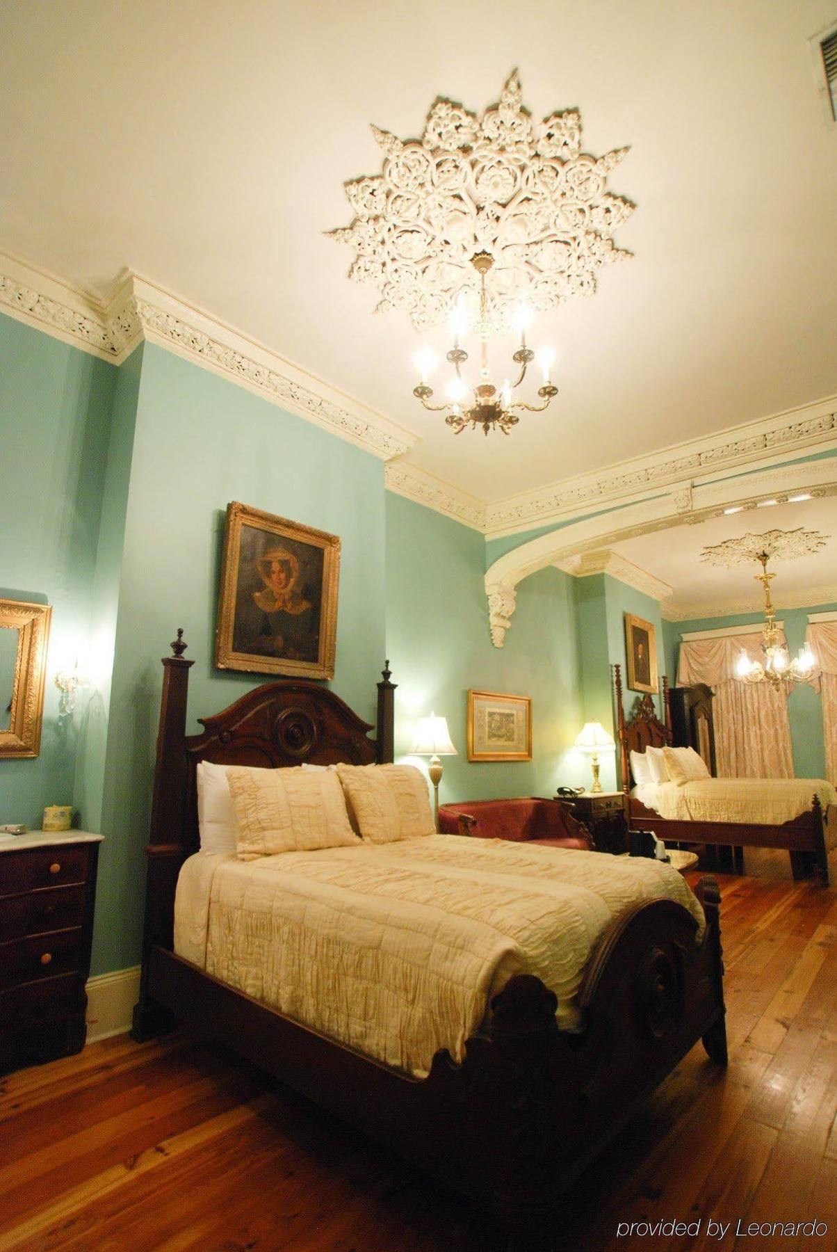 Lamothe House Hotel A French Quarter Guest Houses Property New Orleans Exteriör bild